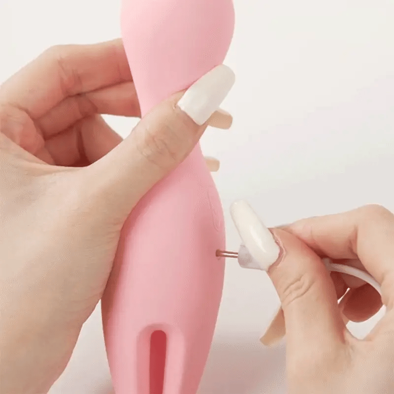 NYMPH (ニンフ) 前戯革命 パワフル振動&乳首愛撫 両端バイブ 両端に機能を備えたバイブ カップル用の前戯用バイブ - SVAKOM Japan